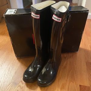 Hunter Tall Gloss Rain Boots